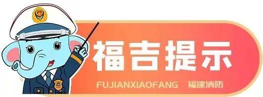 工人弯腰拾物，不慎坠落10米深井！