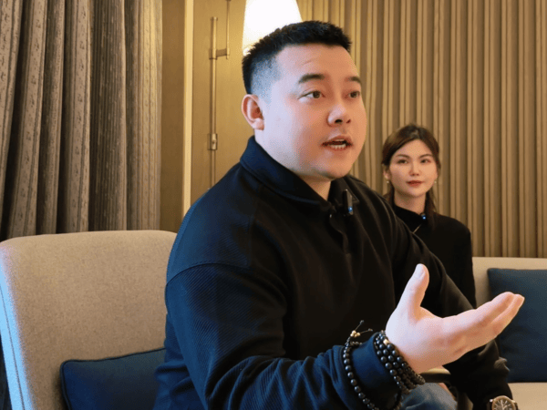 姜超哲 商业景观设计-《逐光》“塔”