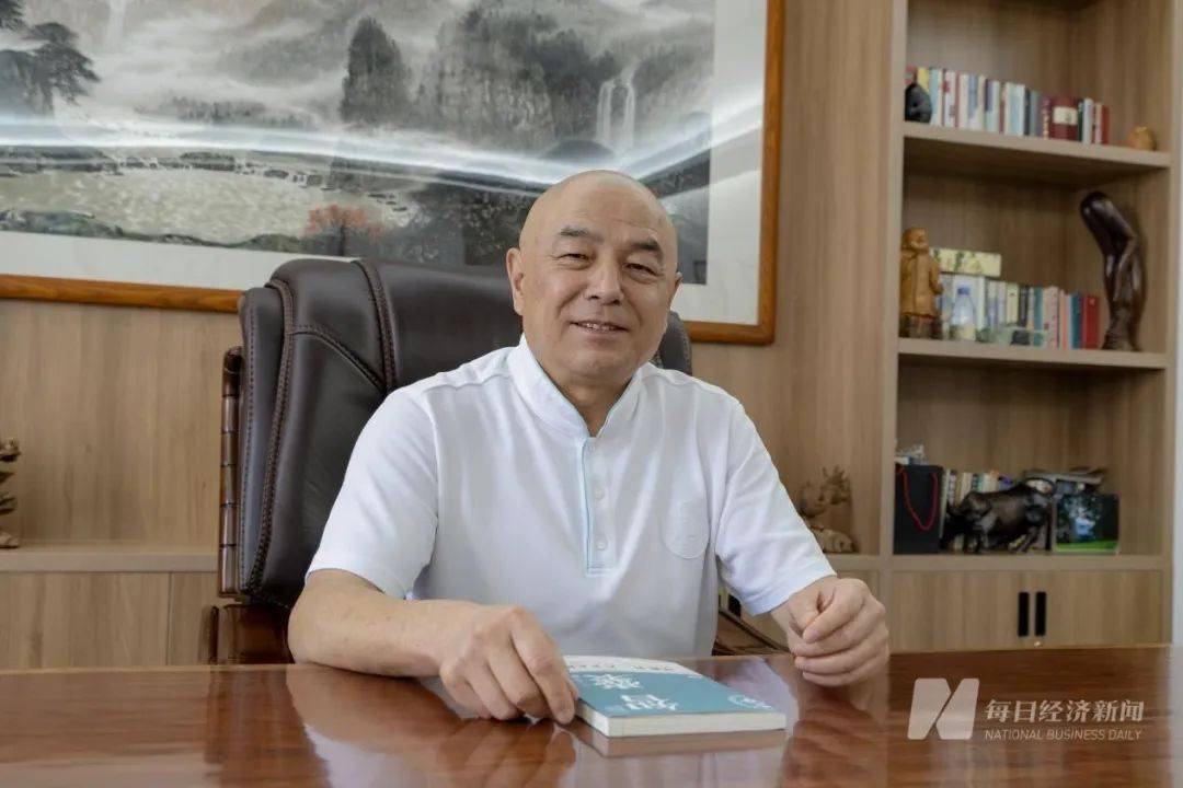 “停止发放一切停工待遇，无力缴纳社保和公积金”，知名公司董事长：已出售所有资产！曾在朋友圈发文卖公司股权